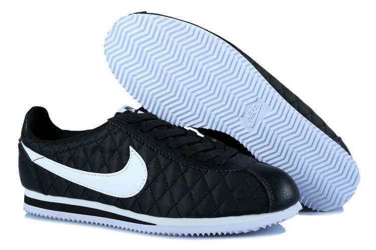 Nike Cortez 2014 Femme Magasins En Ligne Cru Basket Nike Cortez Chaussure